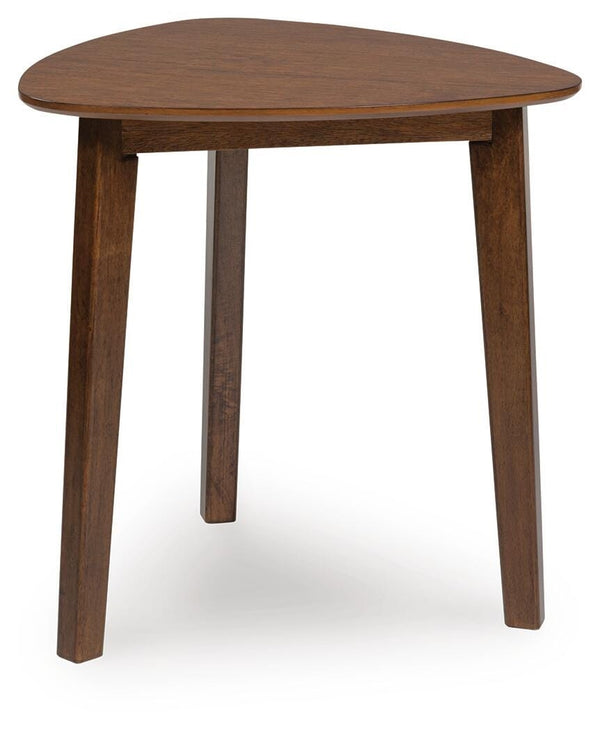 Lyncott 3-Piece Occasional Table Set Brown