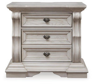 Bruchandi 3-Drawer Nightstand with USB Antique White