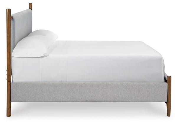 Lyncott King Upholstered Bed Brown