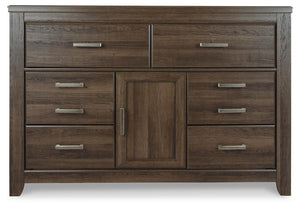 Juararo Queen Poster Bed & Dresser Dark Brown