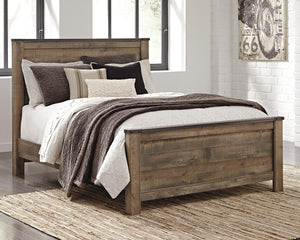 Trinell Queen Panel Bed & Nightstand Brown