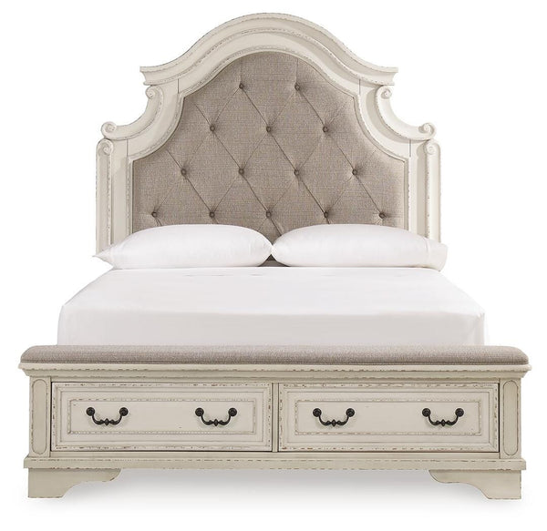 Realyn Queen Panel Bed, Dresser, Mirror & 2 Nightstands Two-tone