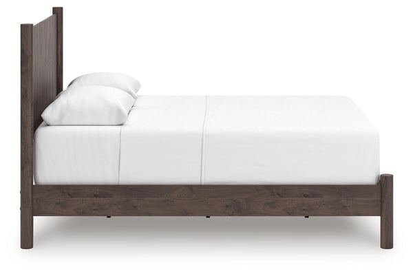 Pamytta Queen Panel Bed, Dresser, Mirror & Nightstand Brown