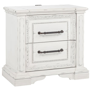 Coaster Mckinney 4-Piece California King Bedroom Set Vintage White