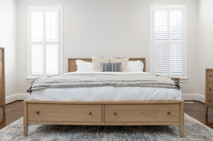 Seawinds Finn & Louise Chatham King Warm Maple Storage Complete Bed