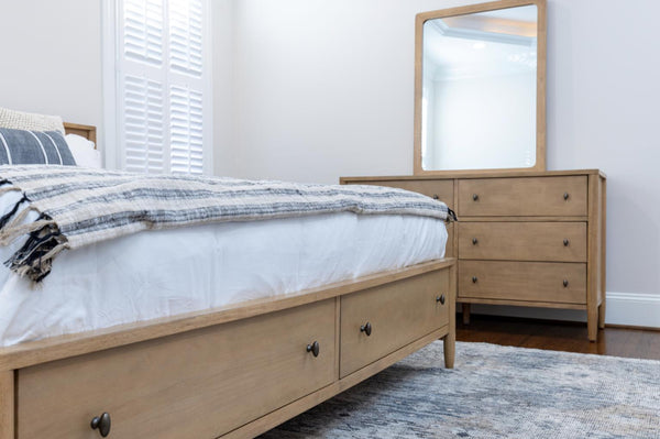 Seawinds Finn & Louise Chatham Warm Maple 6-Drawer Dresser
