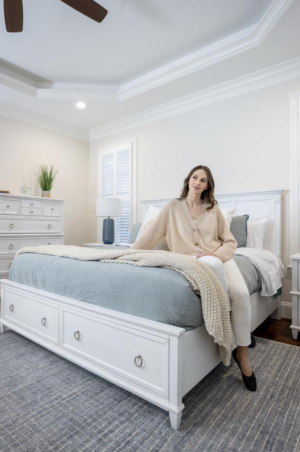 Seawinds Finn & Louise Point Breeze King Storage Complete Bed in Fresh White & Soft Grey Glaze