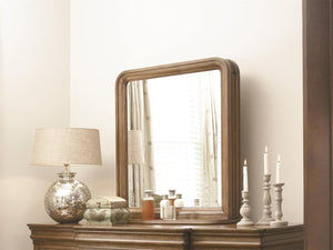Universal Storage Dresser Mirror New Lou