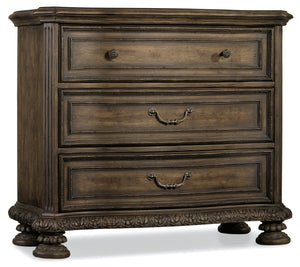 Hooker Furniture Rhapsody Bachelors Chest