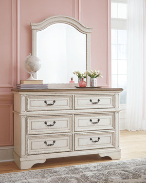 Realyn 6-Drawer Dresser & Mirror Chipped White