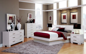 Coaster Jessica 4-Piece King Led Bedroom Set Cream White