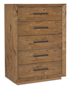 Hooker Furniture Big Sky 5-Drawer Warm Vintage Natural Chest