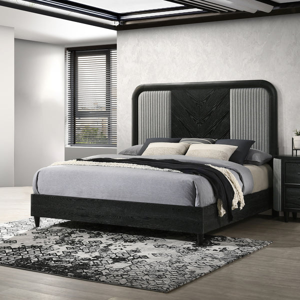 New Classic Skyline King/California King Complete Bed in Onyx