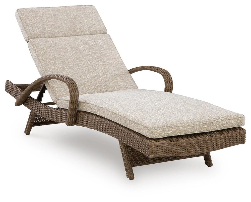 Laguna Heights Chaise Lounge with Cushion Beige