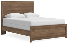 Broachmyn Queen Panel Bed Auburn