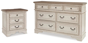 Realyn Dresser & 2 Nightstands Two-tone