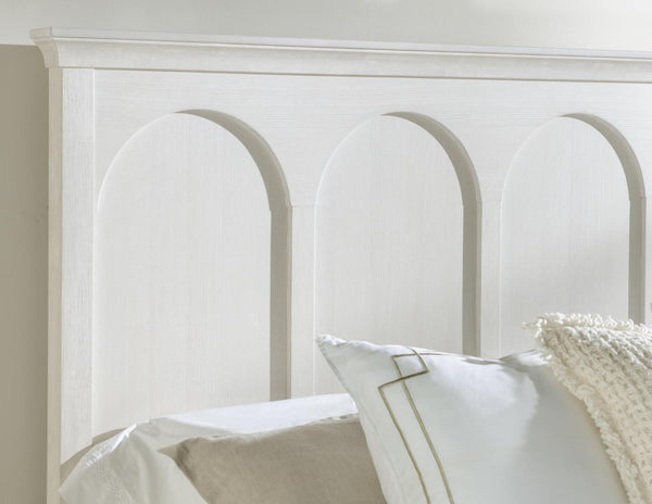 Legacy Classic Trisha Yearwood King Harmony Panel Bed in Prelude Frost