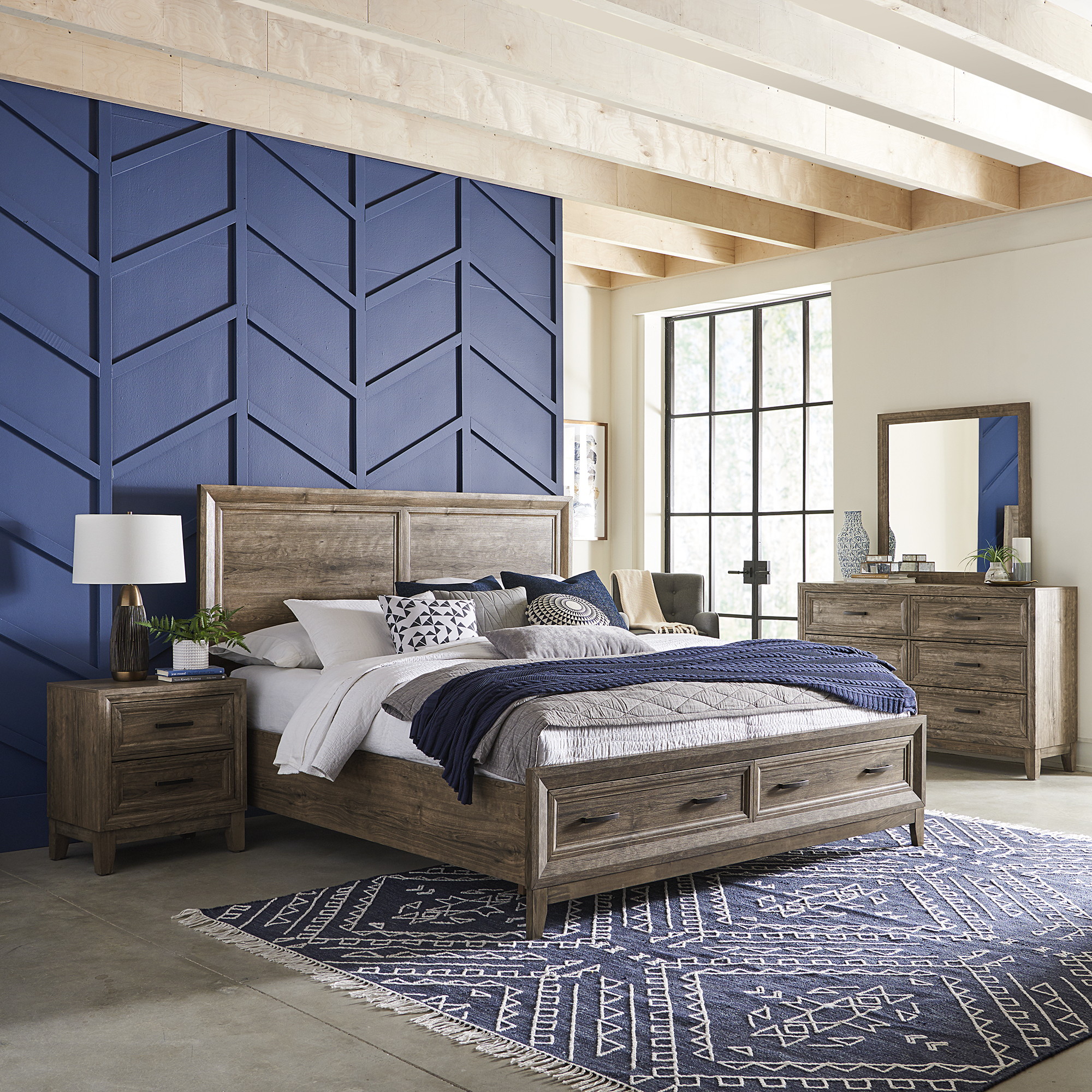 Liberty Furniture Complete King Bedroom Set Storage Bed, Dresser