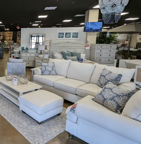 Hudson's Furniture Bradenton FL showroom